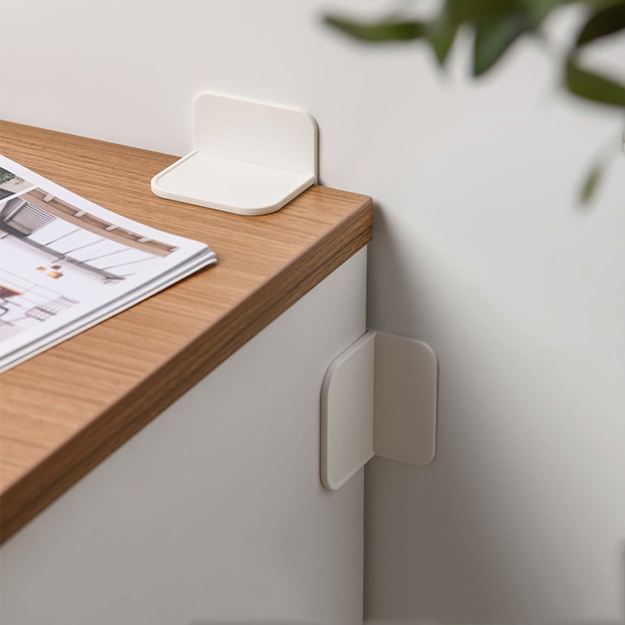 Ancrages adhésives pour meuble - Baby Nursery Bookcase avis et prix