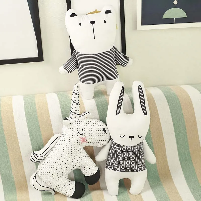 Poupée en coton rembourrée, la - Baby Unicorn Nursery avis et prix