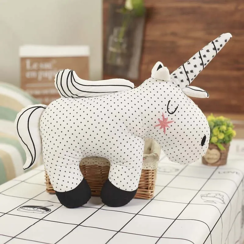 Poupée en coton rembourrée, la - Baby Unicorn Nursery avis et prix